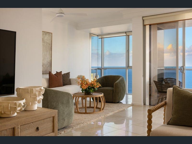 2443/23 Ferny Avenue, Surfers Paradise — photo 1 of 5