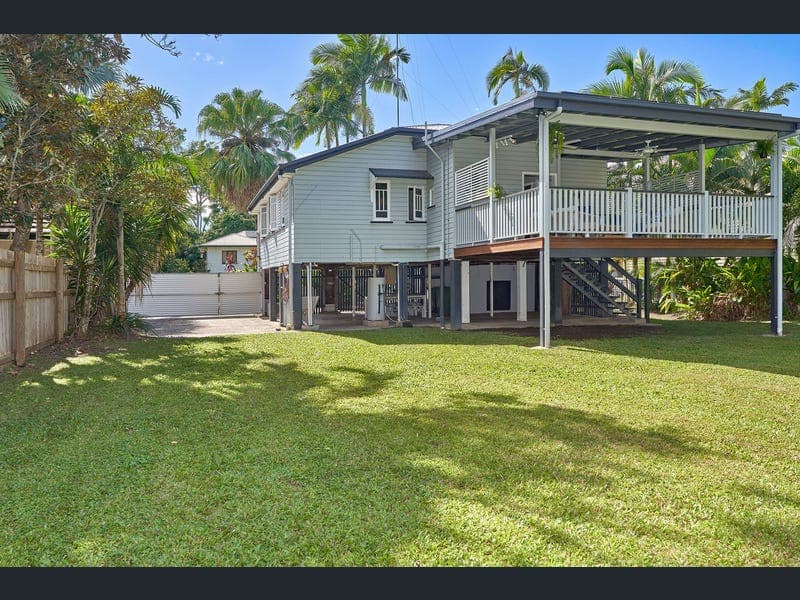 81 Hayward Street, Mooroobool — photo 1 of 5