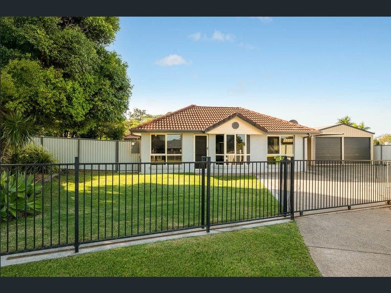 3 Gilbert Court, Hillcrest — photo 1 of 5