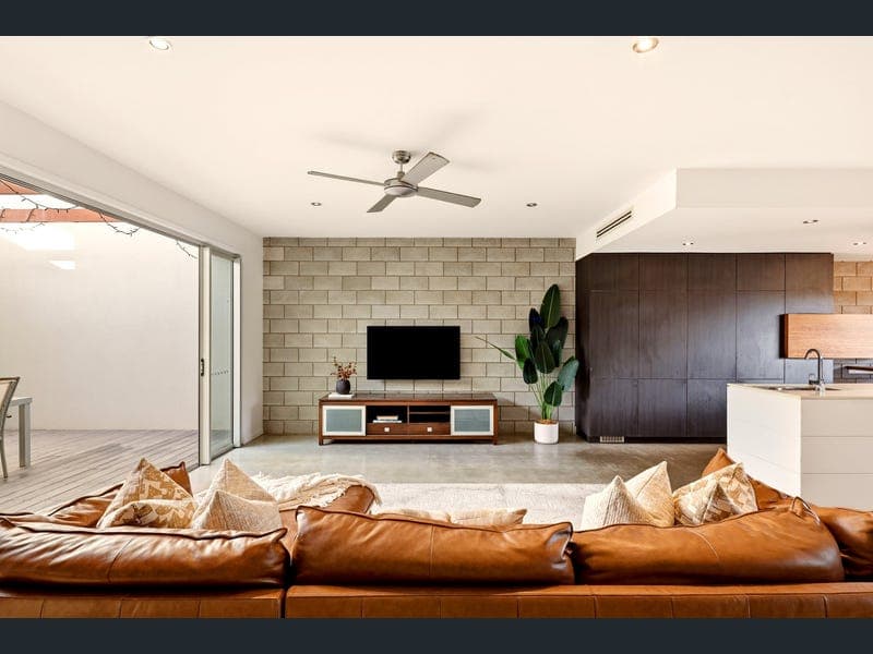 6 Undara Street, Maroochydore — photo 1 of 5