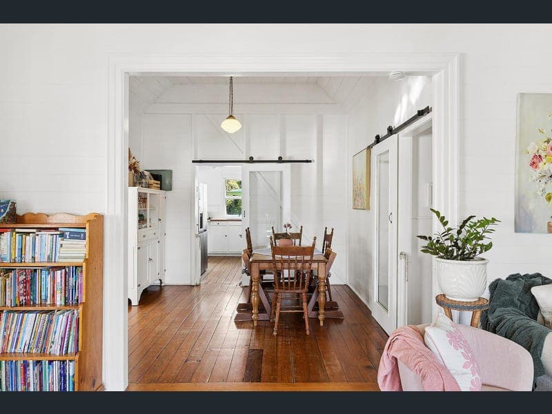 259 William Street, The Range — photo 1 of 5