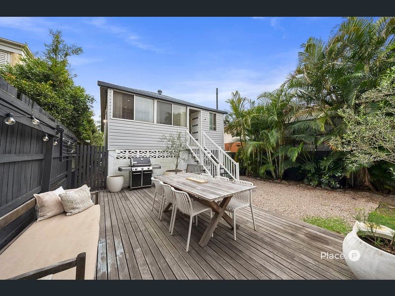 15 Tufnell Street, Nundah — photo 1 of 5