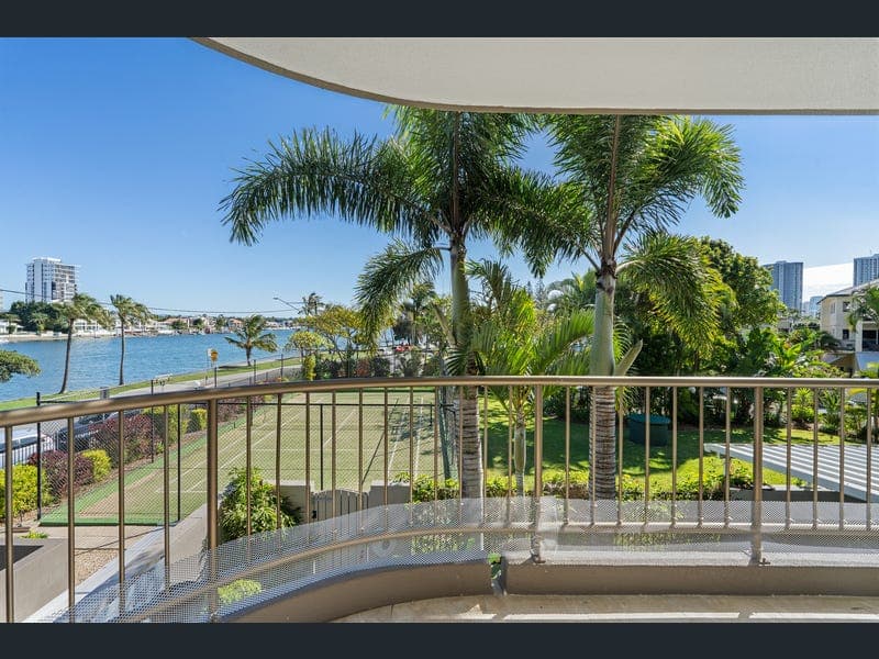 102/3 River Drive, Surfers Paradise — photo 1 of 5