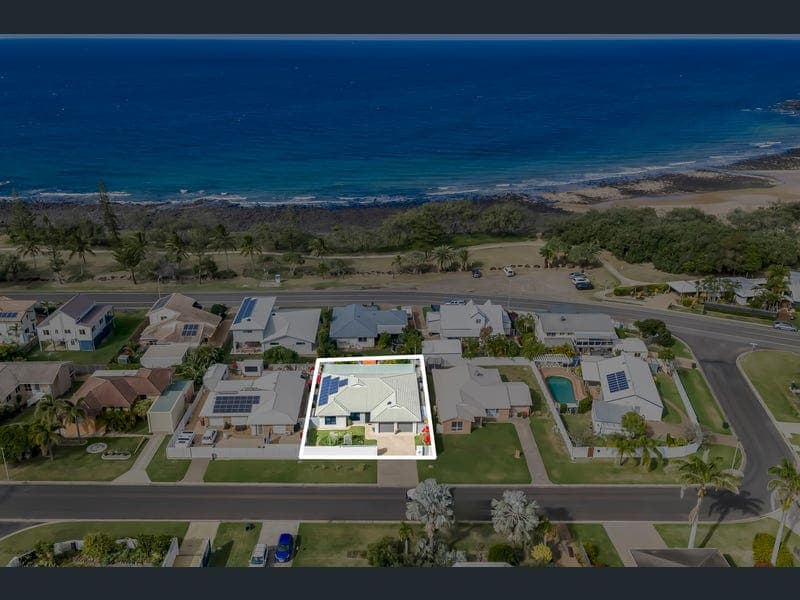 25 Oceanview Street, Bargara — photo 1 of 5