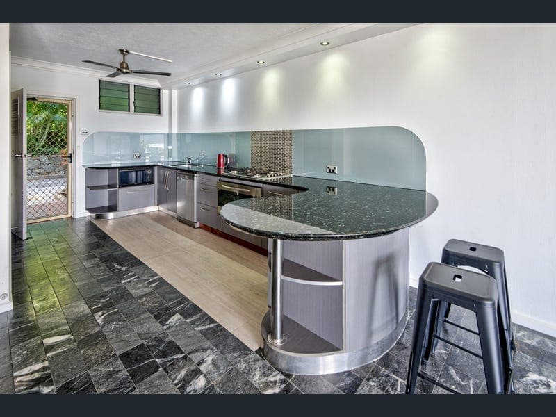 Poinciana 004/2 Marina Drive, Hamilton Island — photo 1 of 5