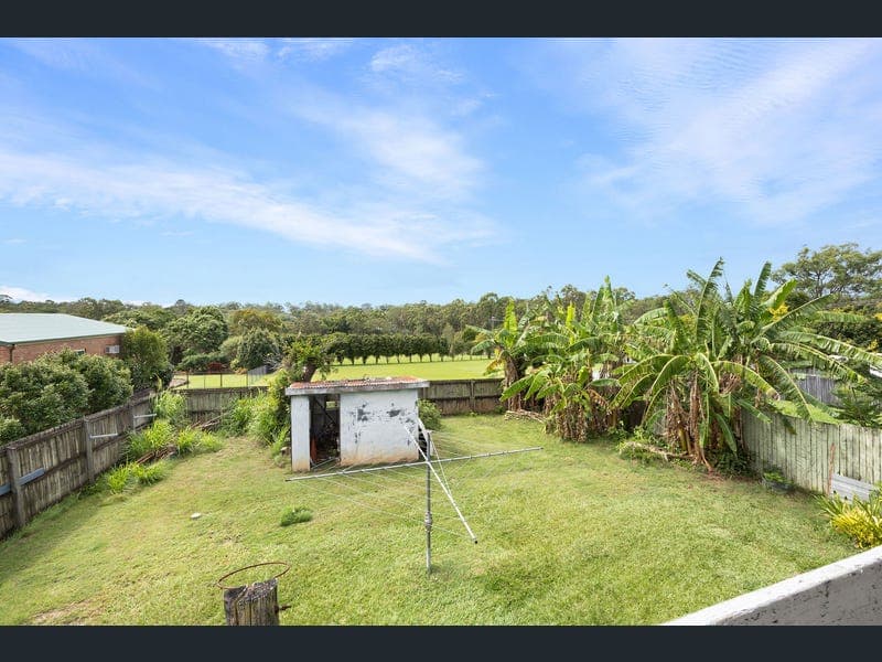 5 Neville Road, Bridgeman Downs — photo 1 of 5