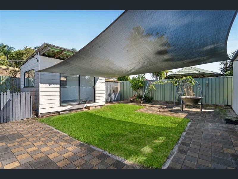 22 Elizabeth Drive, Alexandra Hills — photo 1 of 5