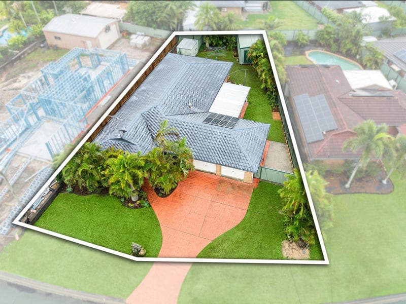 61 Riesling Street, Thornlands — photo 1 of 5
