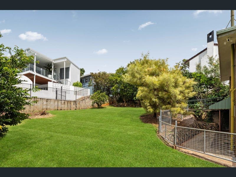 7 Julie Terrace, Ormiston — photo 1 of 5