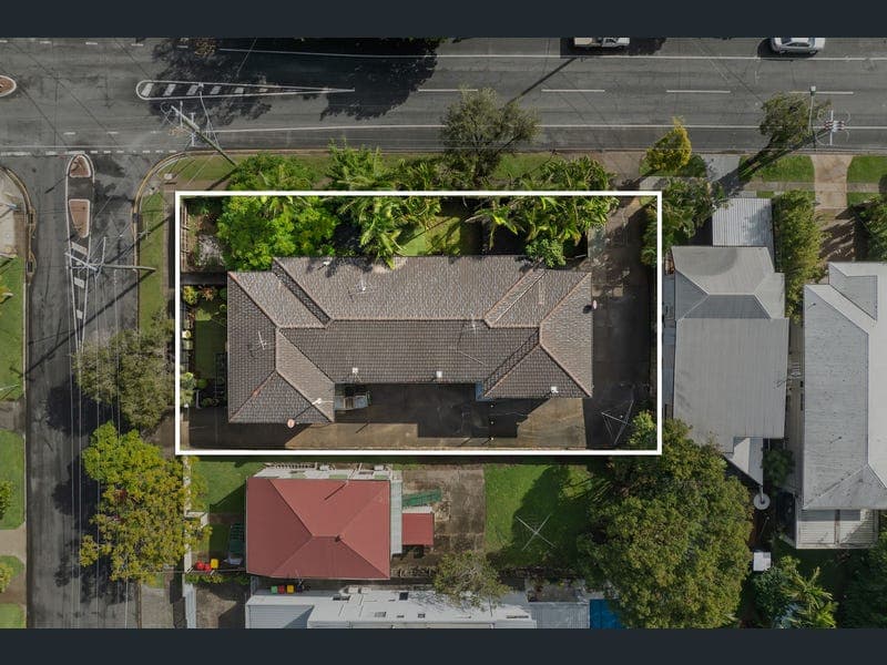 4/39 Barton Road, Hawthorne — photo 1 of 5
