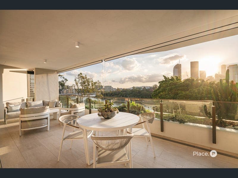 3202/8 River Terrace, Kangaroo Point — photo 1 of 5