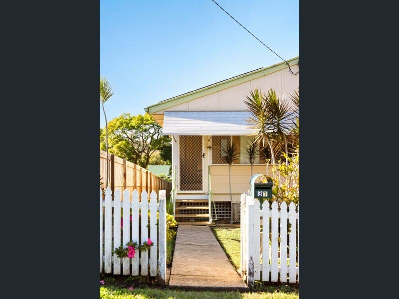 31 Wakefield Street, Bald Hills — photo 1 of 5