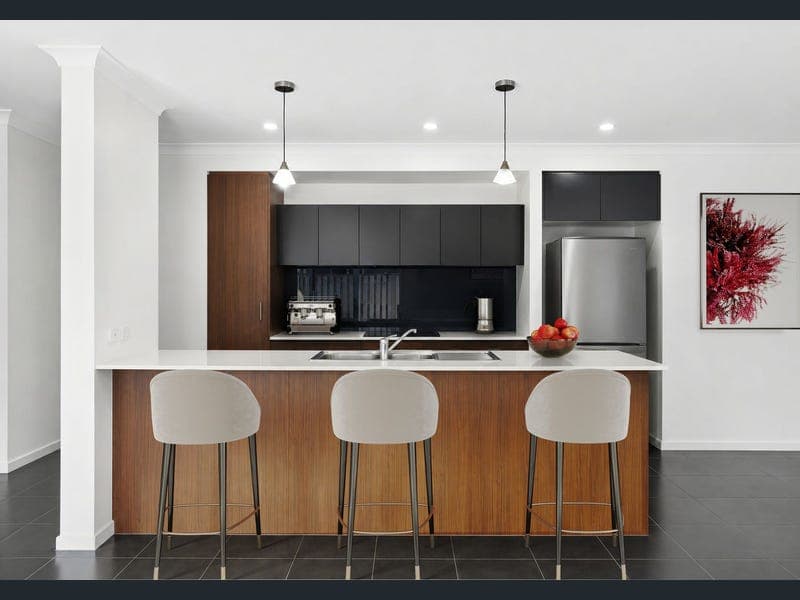 32 Swan Road, Pimpama — photo 1 of 5