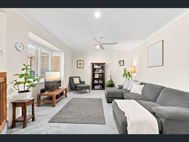 55 Kilmorey Street, Carindale — photo 1 of 5
