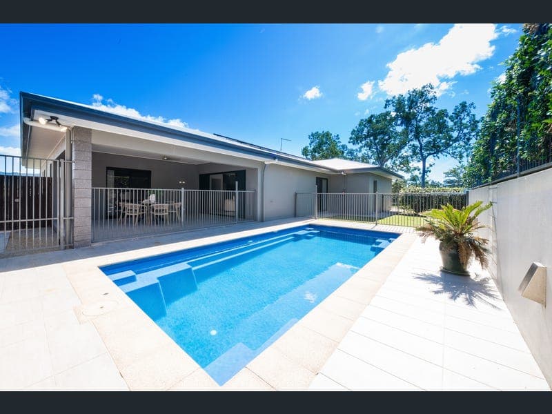 4 Mandara Court, Cannonvale — photo 1 of 5