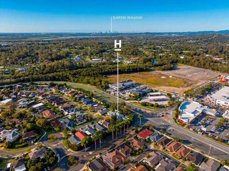 3/104 Serafina Drive, Helensvale — photo 1 of 5