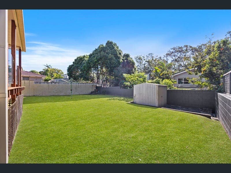 9 Heeb St, Bundall — photo 1 of 5