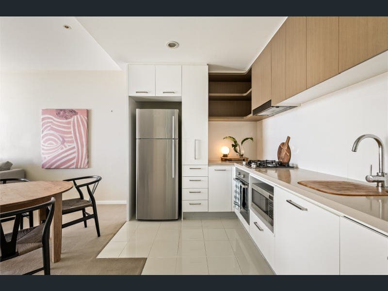 4152/37C Harbour Road, Hamilton — photo 1 of 5