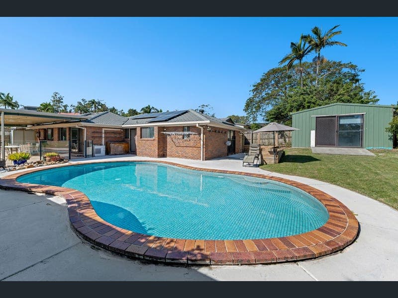 5 Wilmot Place, Helensvale — photo 1 of 5