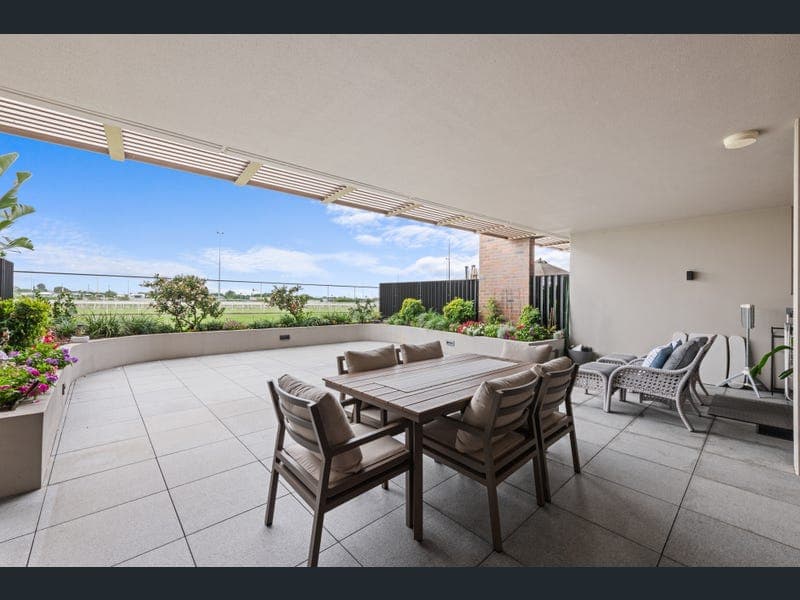 10104/61 St Leger Way, Ascot — photo 1 of 5