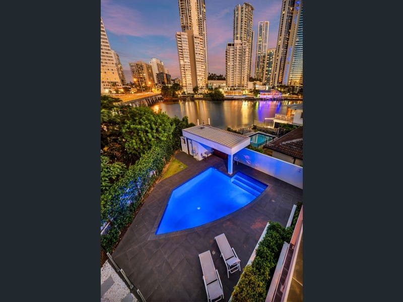 14/35-37 Tarcoola Crescent, Surfers Paradise — photo 1 of 5