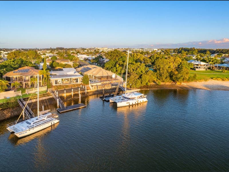 42 Mooloolah Drive, Minyama — photo 1 of 5