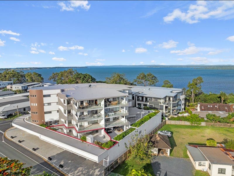6/136 Broadwater Terrace, Redland Bay — photo 1 of 5