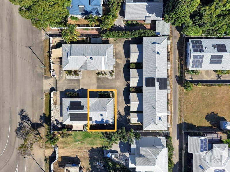 2/32-34 Second Street, Railway Estate — photo 1 of 5