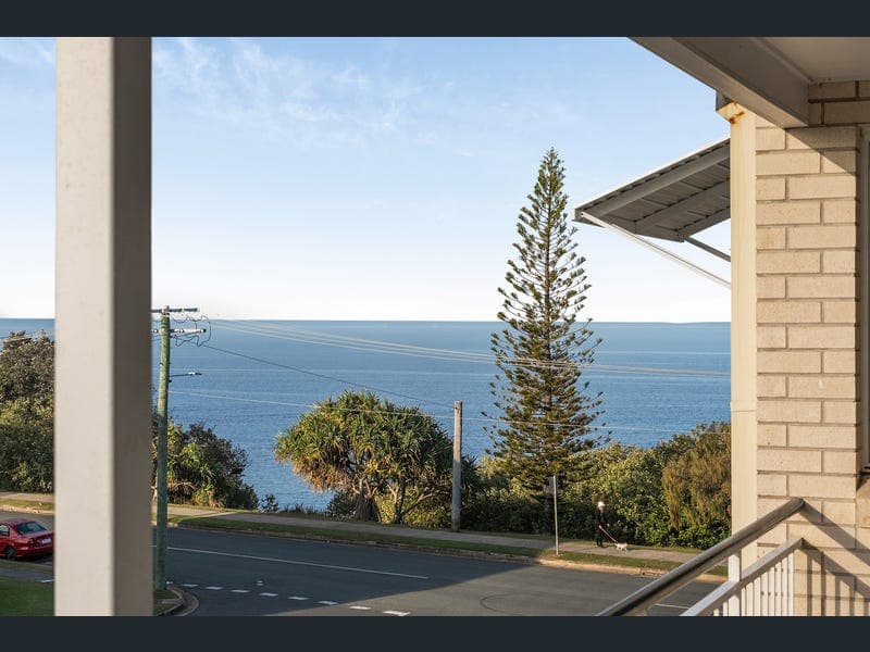 7/1 Annie Street, Woody Point — photo 1 of 5