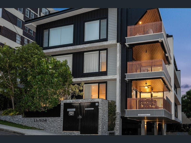 1/39 Colville Street, Highgate Hill — photo 1 of 5