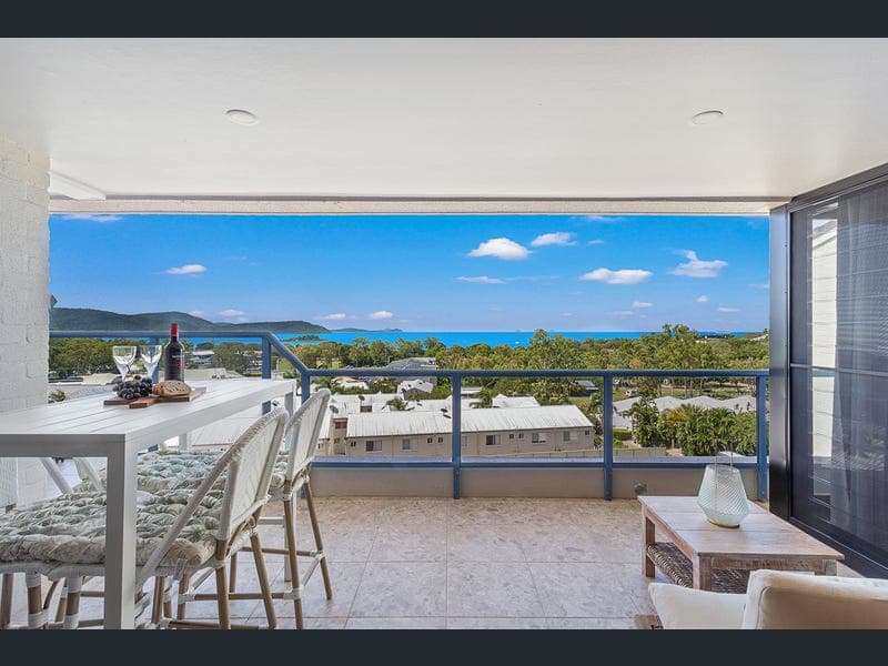 32/6 Eshelby Drive, Cannonvale — photo 1 of 5