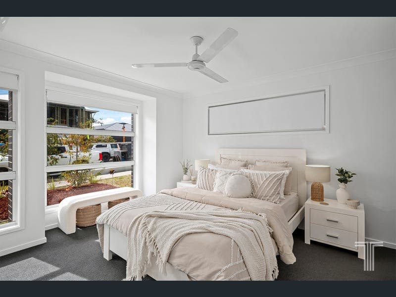 25 Mundaring Way, Spring Mountain — photo 1 of 5