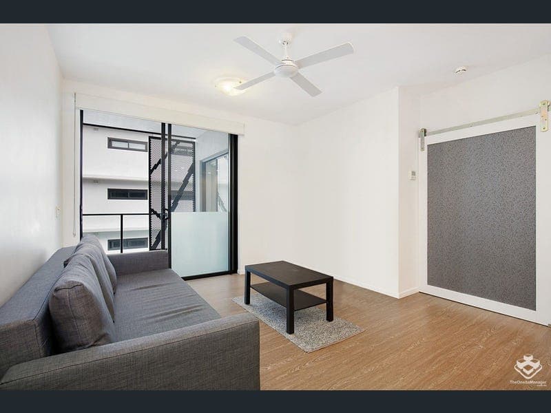 ID:21153860/13 Railway Terrace, Milton — photo 1 of 5