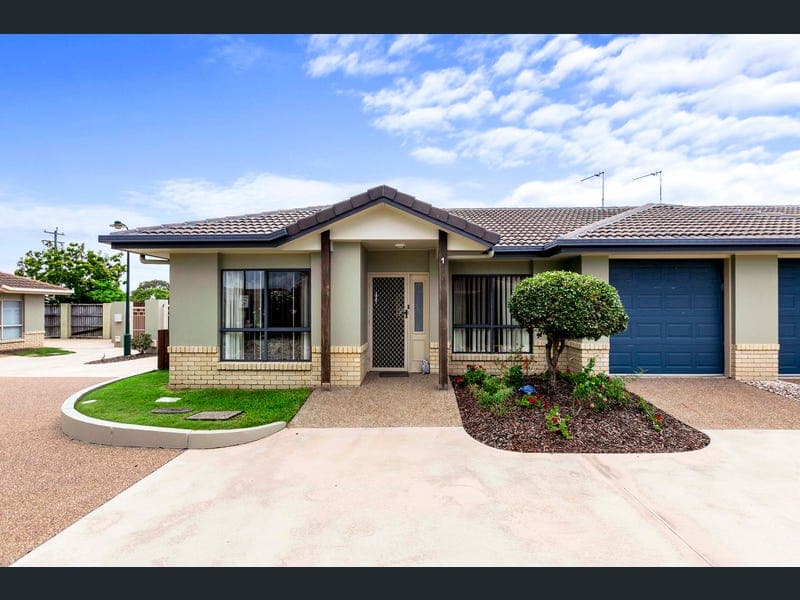 1/142-146 Elizabeth Street, Urangan — photo 1 of 5