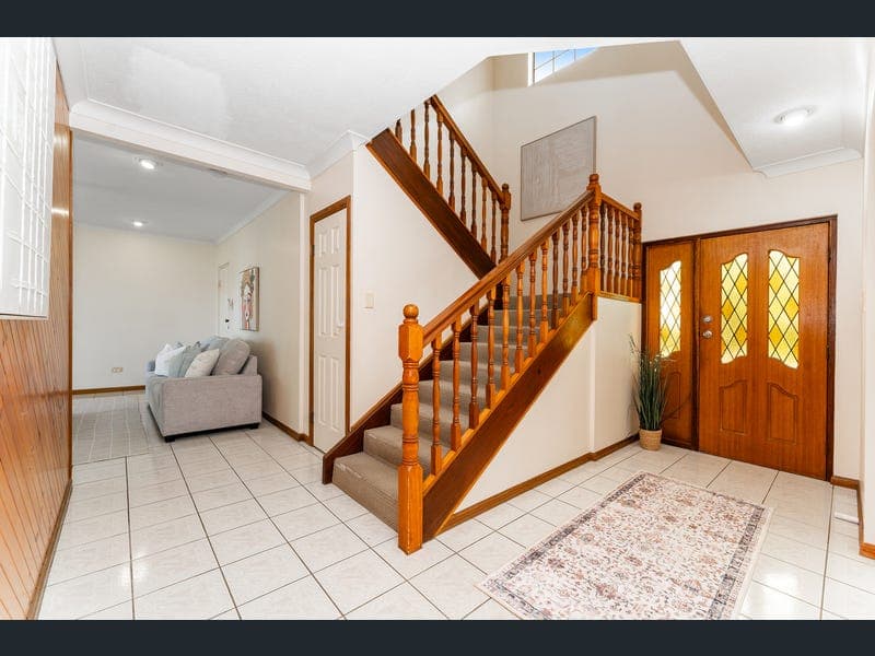 7 Sundew Close, Kirwan — photo 1 of 5