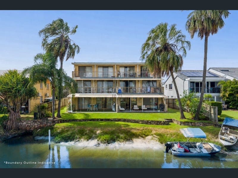 2/5 Goonawarra Drive, Mooloolaba — photo 1 of 5