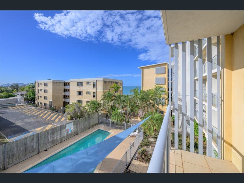 32/22 Barney Street, Barney Point — photo 1 of 5