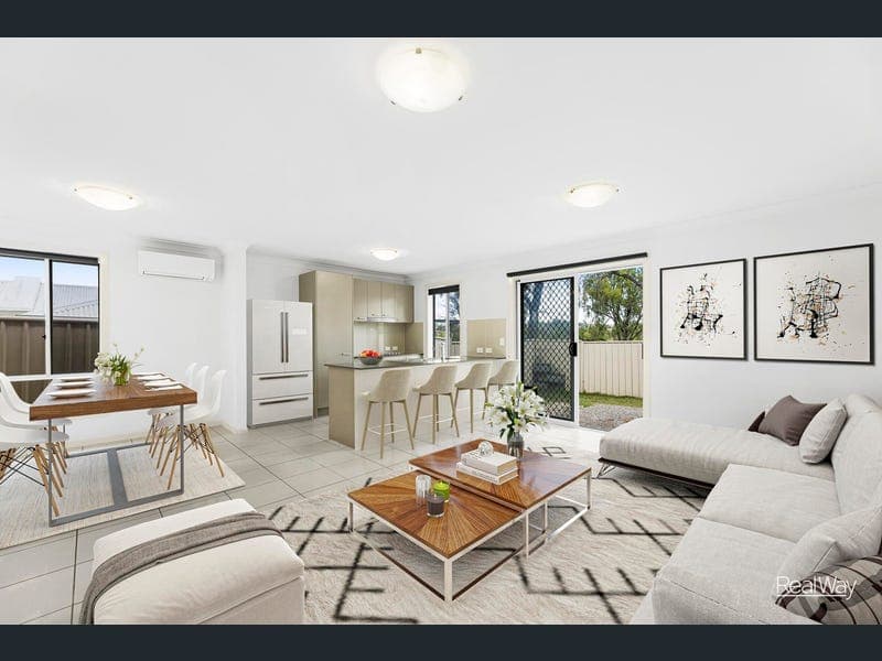 28 Minnett Street, Glenvale — photo 1 of 5