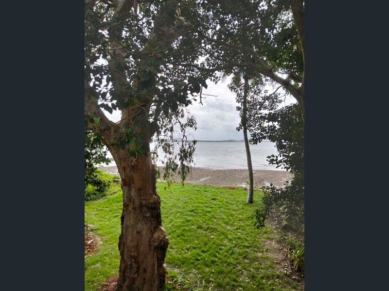 60 Ocean Ave, Slade Point — photo 1 of 5