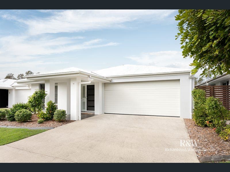 48/15 Dunes Court, Peregian Springs — photo 1 of 5