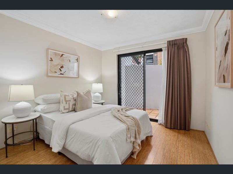 8/52 Beeston Street, Teneriffe — photo 1 of 5
