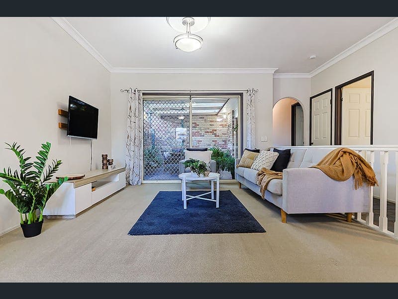 35 Rimu Crescent, Forest Lake — photo 1 of 5