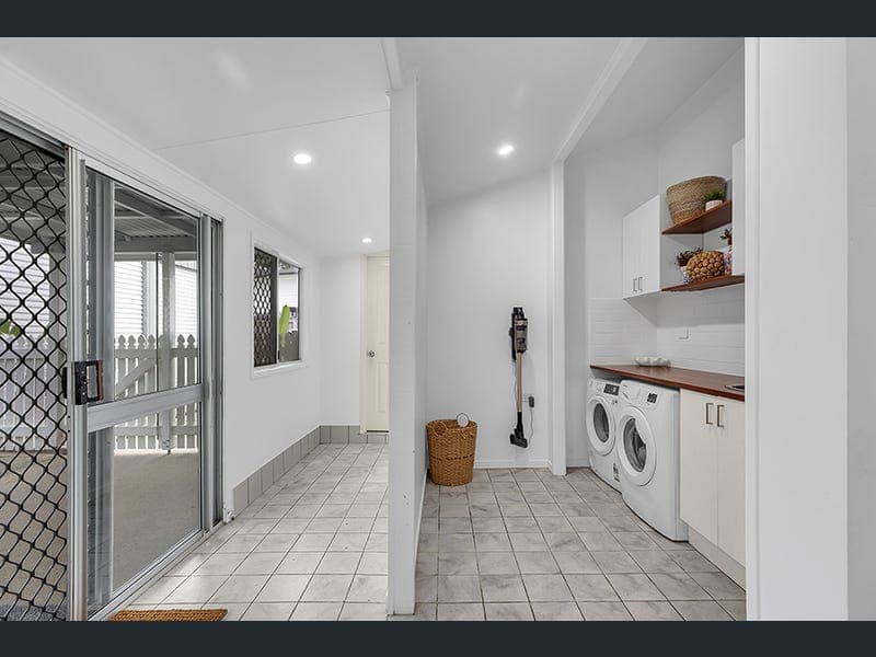29 Forgan Street, North Mackay — photo 1 of 5