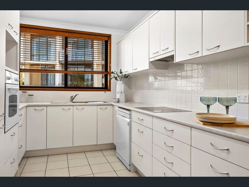 20/60 Lambert Road, Indooroopilly — photo 1 of 5
