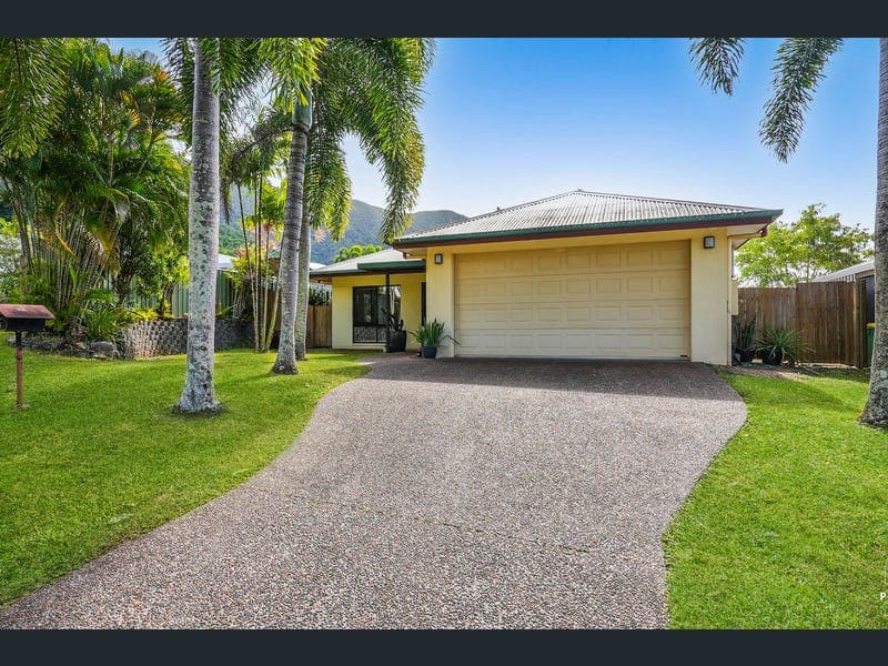 22 Spinos Street, Redlynch — photo 1 of 5