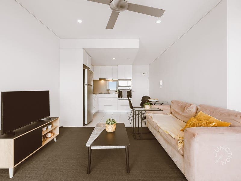 111/16 Hamilton Place, Bowen Hills — photo 1 of 5