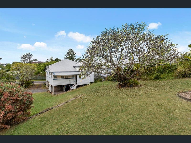 42 Vale Street, Wilston — photo 1 of 5