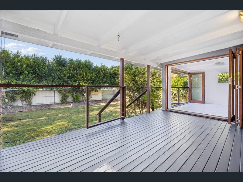 22 Calala Drive, Strathpine — photo 1 of 5