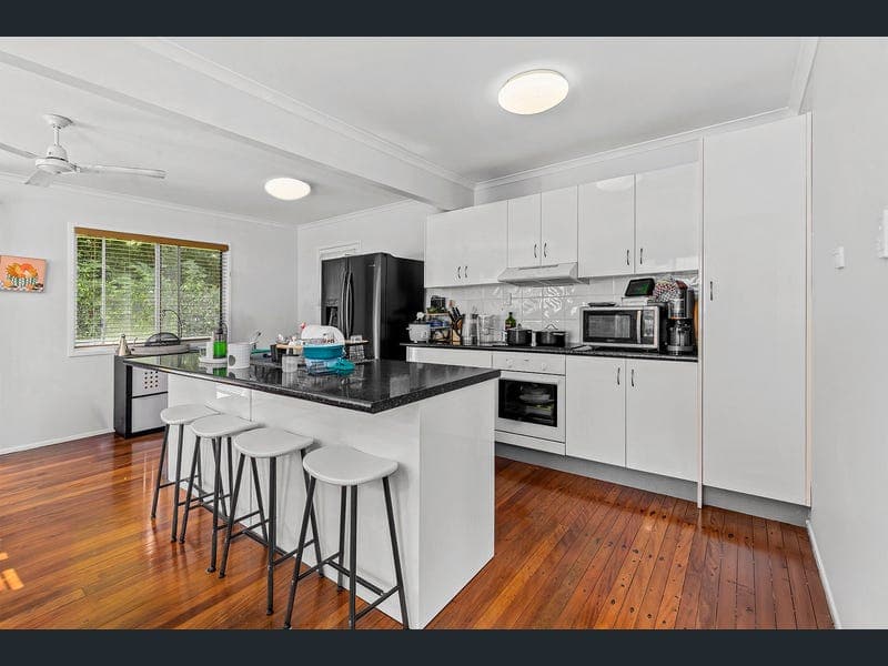 80 Illuta Avenue, Ferny Hills — photo 1 of 5