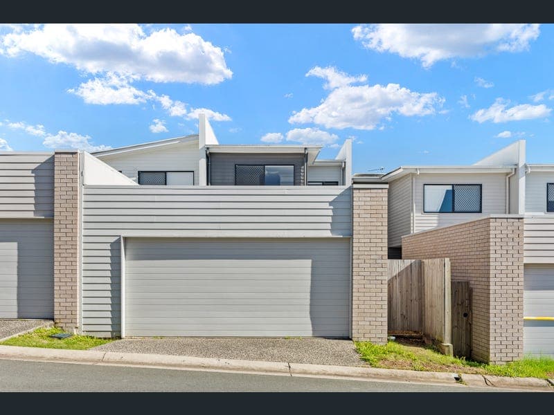 10 Tim Place, Coomera — photo 1 of 5